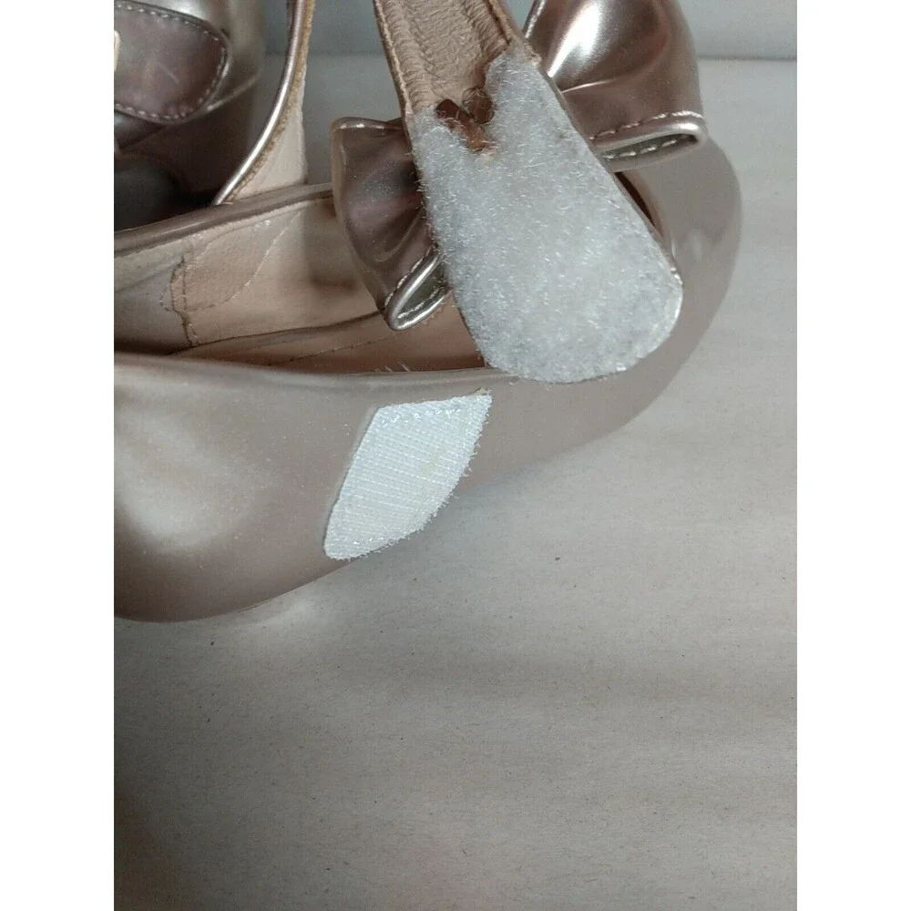 ADAMUMU Girls Low Heel Gold Embellish Buckle Self Fastener Dress Shoes‎ Size 11M